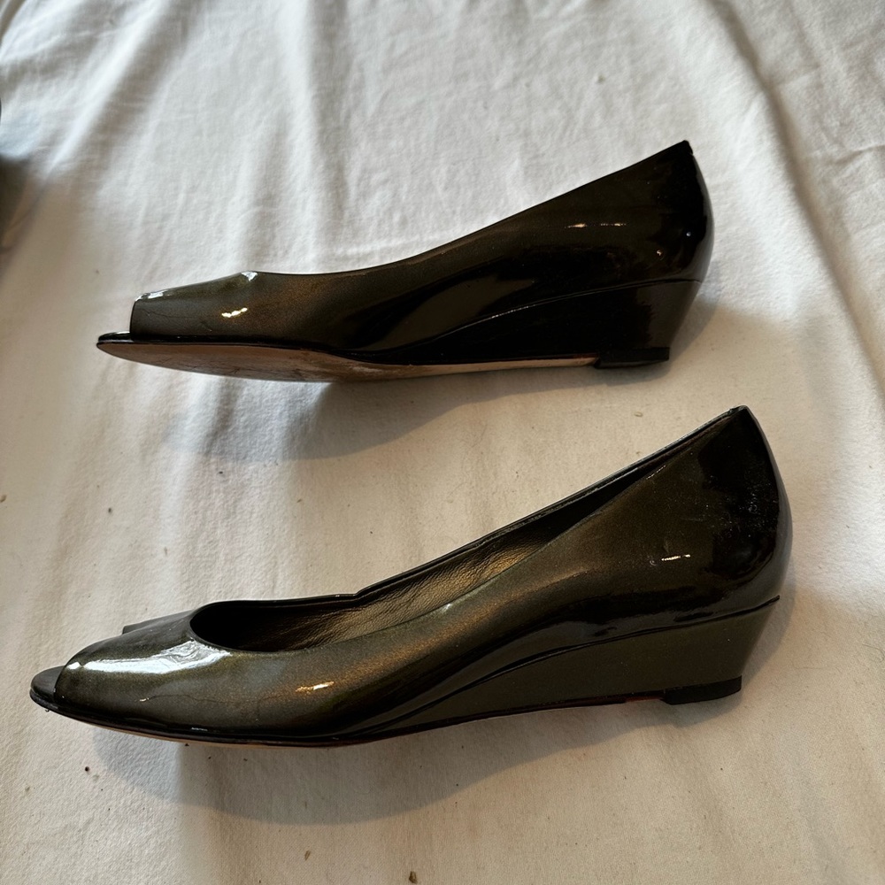 Cole Haan - Picture 2 of 4